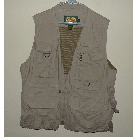 Cabela’s Men’s Large Photography Travel Utility Vest Tan Zipper 12 Pocket Vented - Picture 1 of 3
